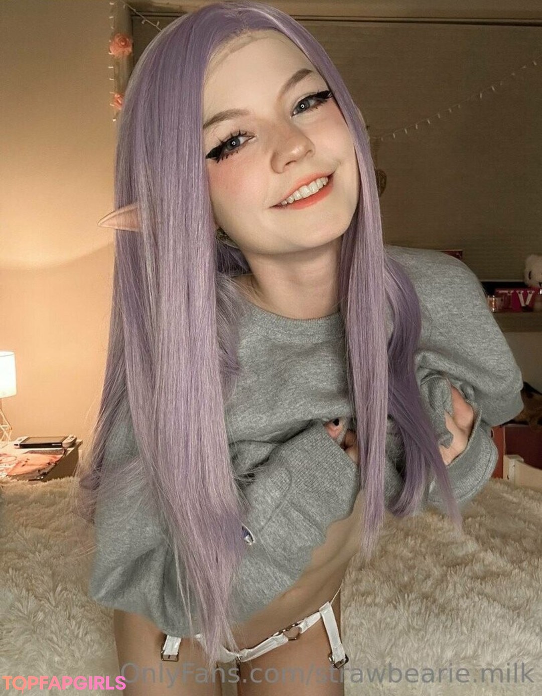 Nacktes geleaktes OnlyFans-Foto von Strawbeariemilkk #2226