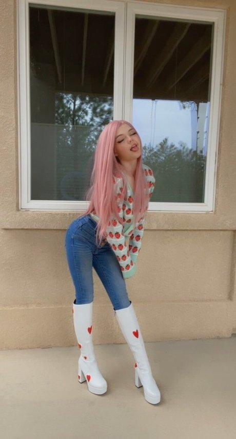Strawbeariemilkk