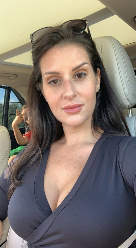 Nacktes geleaktes OnlyFans-Foto von Sexywife08