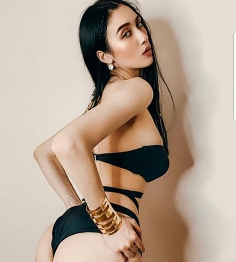 Nacktes geleaktes OnlyFans-Foto von Yoona Lee