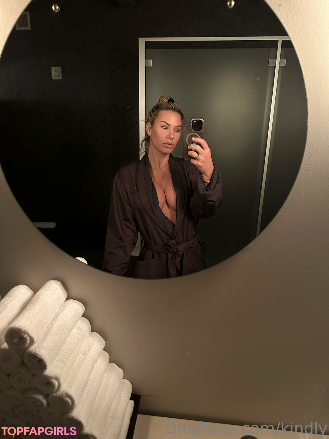 Nacktes geleaktes OnlyFans-Foto von Kindly Myers #527