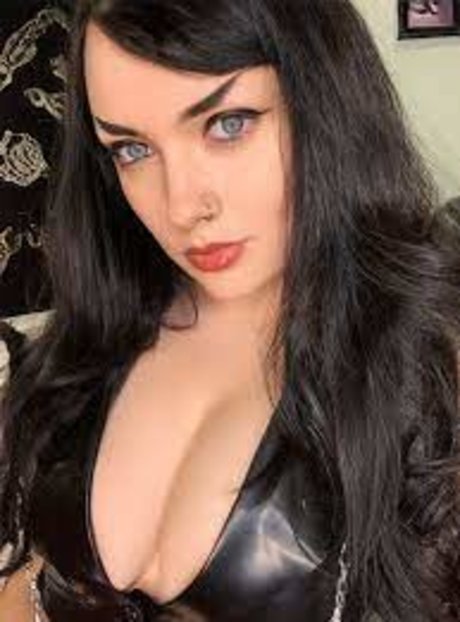 Countess Jezebeth