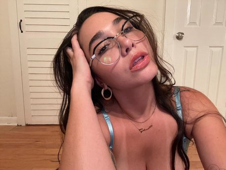 Karlee Grey