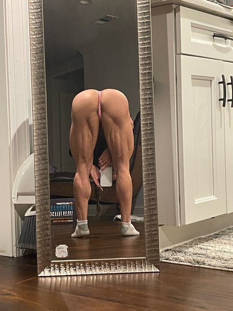 Nacktes geleaktes OnlyFans-Foto von Sunny Andrews