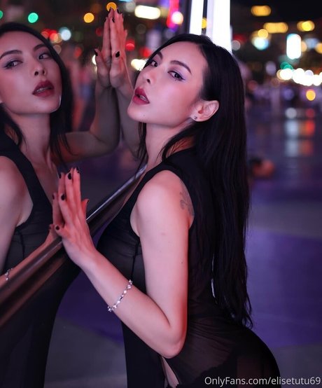 Nacktes geleaktes OnlyFans-Foto von Elise