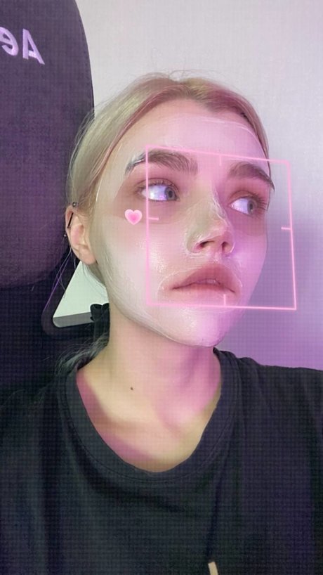 Nacktes geleaktes OnlyFans-Foto von Allotropp