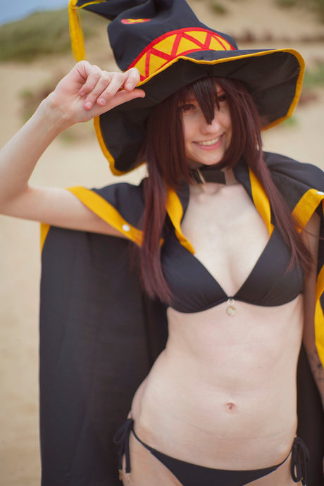 Nacktes geleaktes OnlyFans-Foto von Little Emo Kitten
