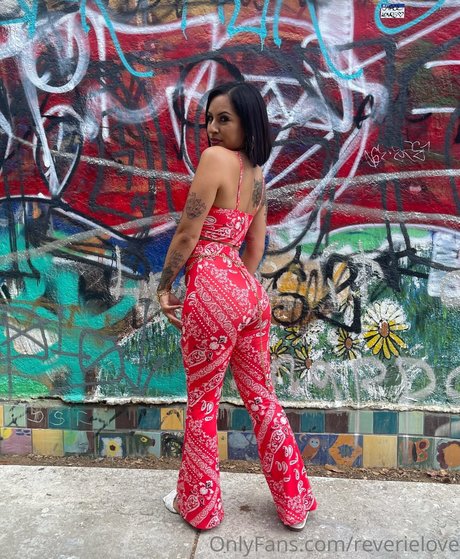 Nacktes geleaktes OnlyFans-Foto von Reverie Love