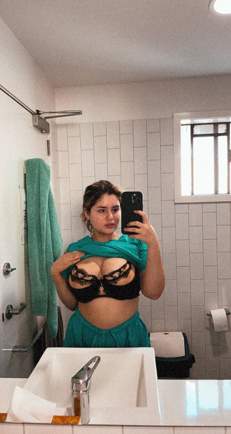Nacktes geleaktes OnlyFans-Foto von Francesca