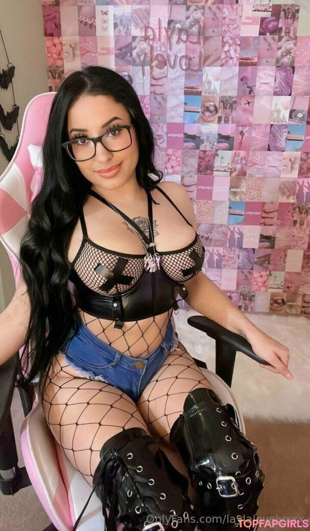 Nacktes geleaktes OnlyFans-Foto von Breed Me Please #1837