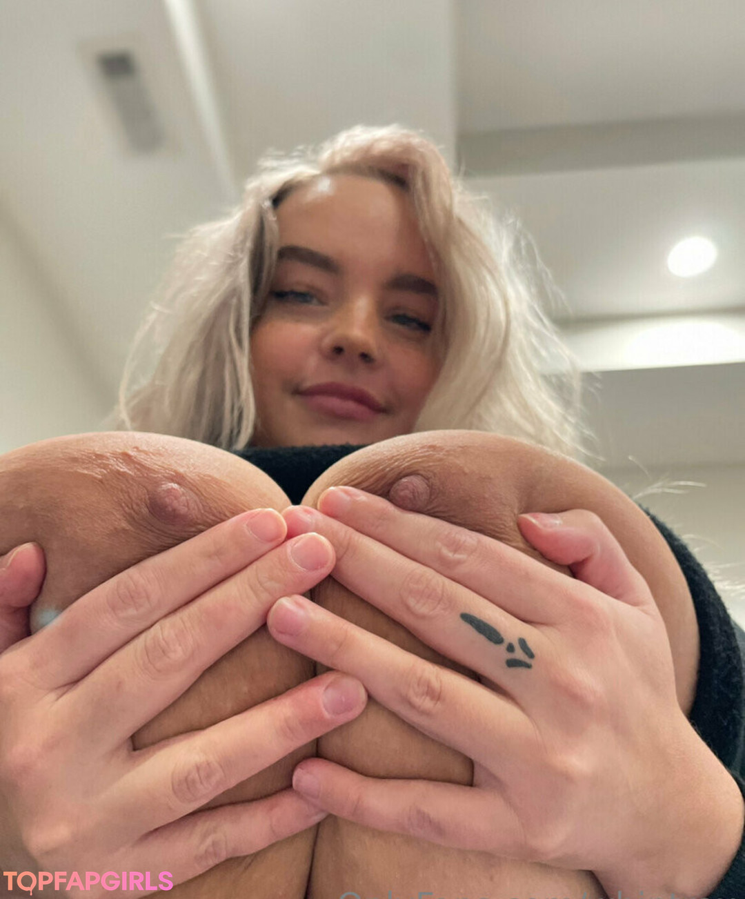 Nacktes geleaktes OnlyFans-Foto von Whiptrax #1383