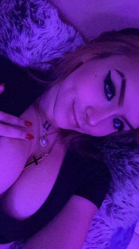 Nacktes geleaktes OnlyFans-Foto von Crystallhub
