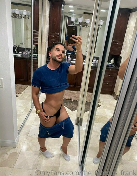 Nacktes geleaktes OnlyFans-Foto von Thefamousfrank
