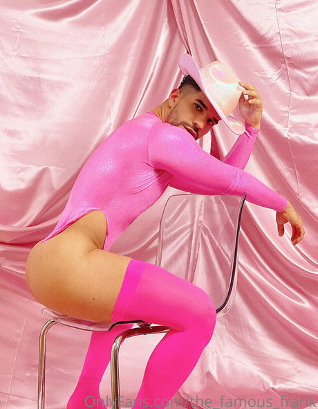 Nacktes geleaktes OnlyFans-Foto von Thefamousfrank