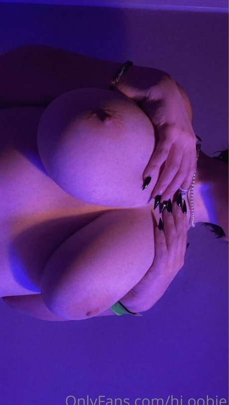 Nacktes geleaktes OnlyFans-Foto von Oobie