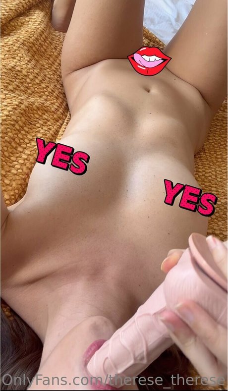 Nacktes geleaktes OnlyFans-Foto von Theresetherese