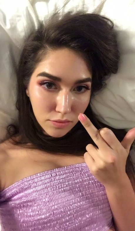 Nacktes geleaktes OnlyFans-Foto von Venusyourgod