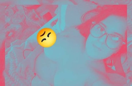 Nacktes geleaktes OnlyFans-Foto von Ikramixita