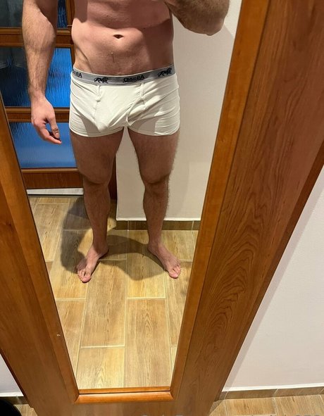 Nacktes geleaktes OnlyFans-Foto von Ralph852