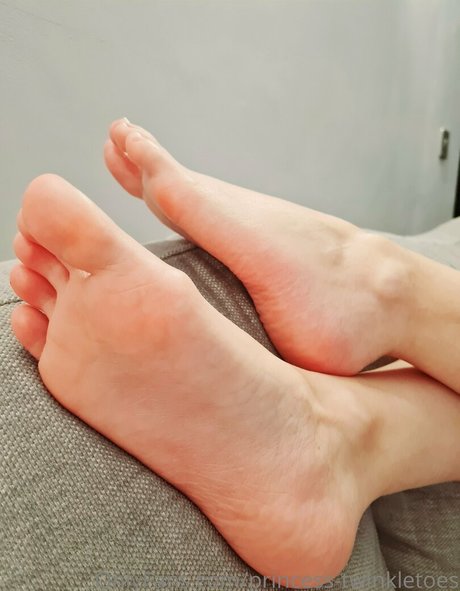 Nacktes geleaktes OnlyFans-Foto von Princesstwinkletoes