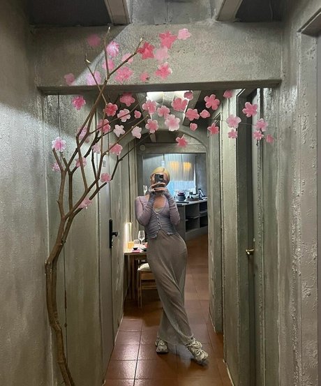 Nacktes geleaktes OnlyFans-Foto von Alexandra Stan
