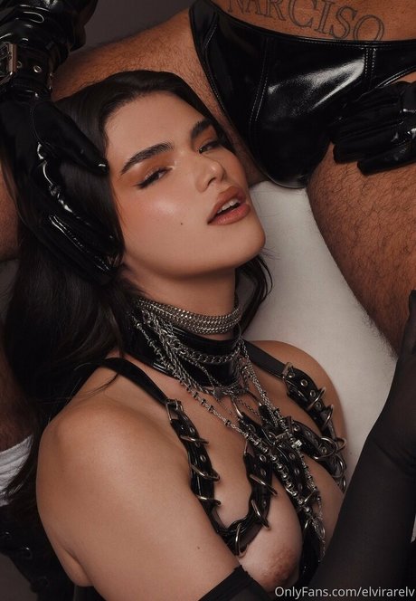 Nacktes geleaktes OnlyFans-Foto von Elvirarelv