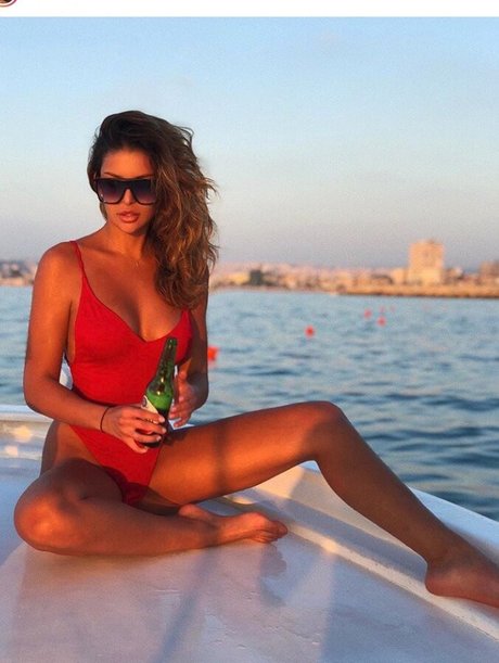 Sara Chafak