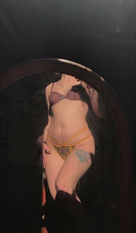 Nacktes geleaktes OnlyFans-Foto von Bananagirl98