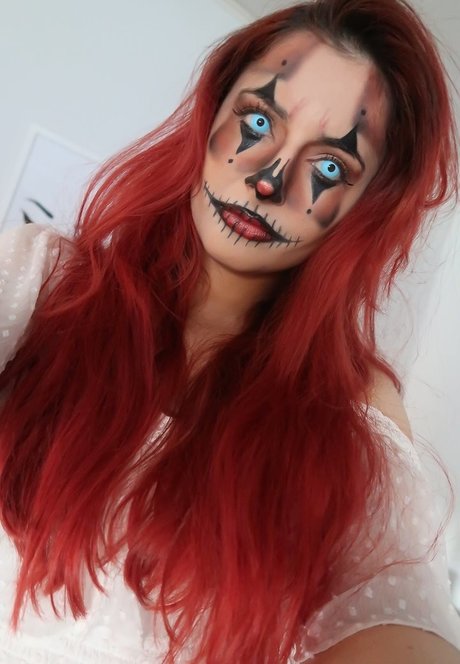 Anniefuchsia