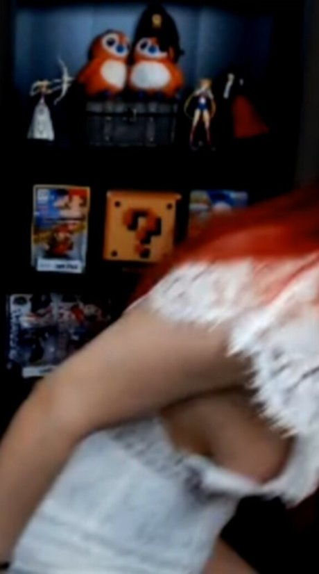 Anniefuchsia