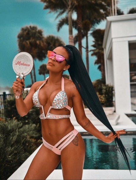 Zelina Vega