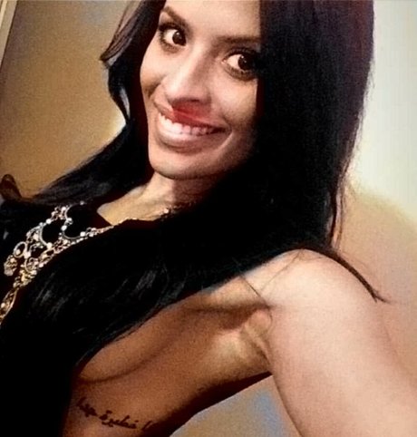 Zelina Vega