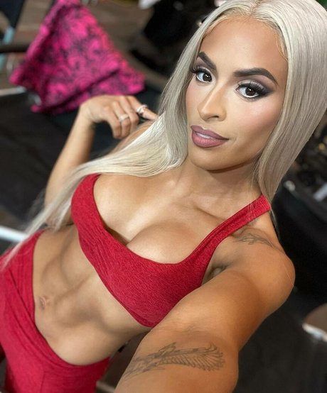 Zelina Vega