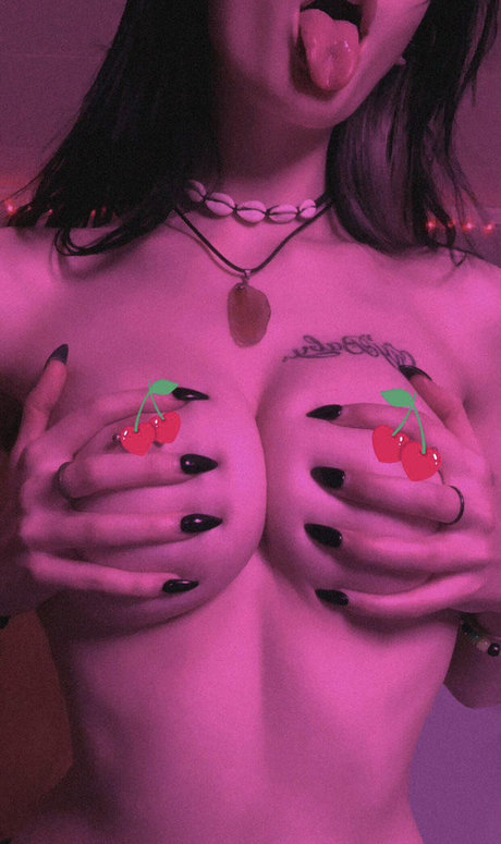 Nacktes geleaktes OnlyFans-Foto von Thatkidronni