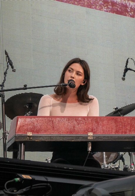Gracie Abrams