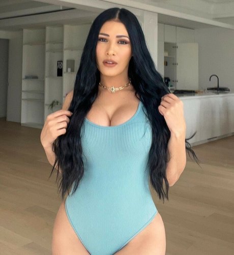 Nacktes geleaktes OnlyFans-Foto von Simaria