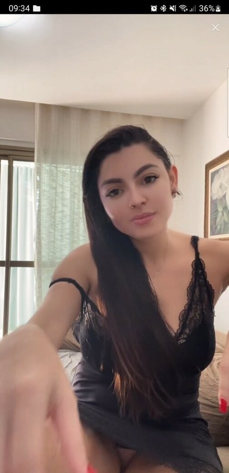 Nacktes geleaktes OnlyFans-Foto von Bigo Live