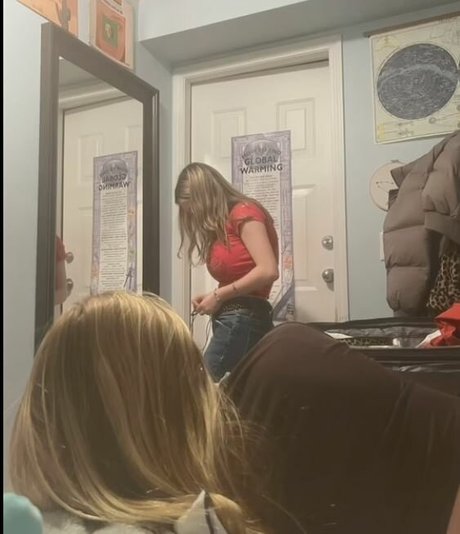 Nacktes geleaktes OnlyFans-Foto von Ilina