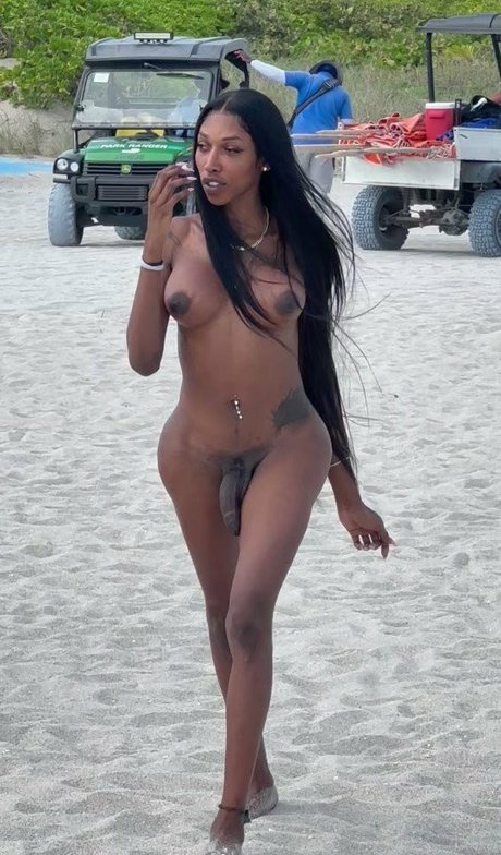 Baggyaltiffxxx