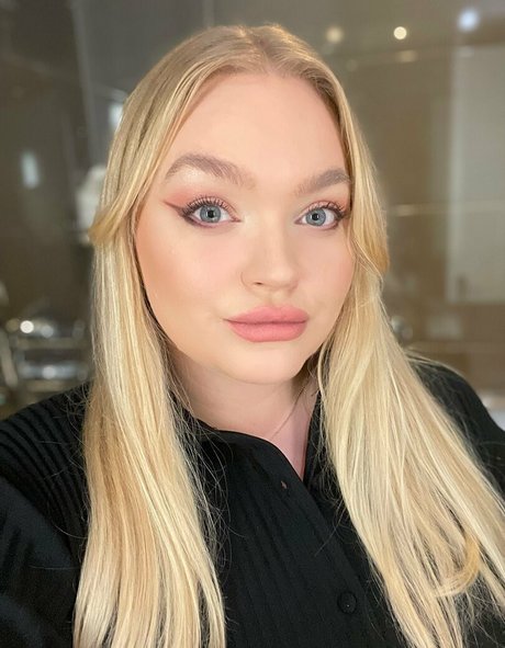 Nacktes geleaktes OnlyFans-Foto von Joijata