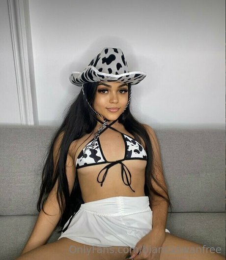 Biancaswanfree
