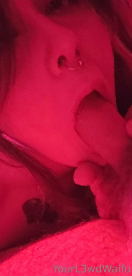 Nacktes geleaktes OnlyFans-Foto von Yourl3wdwaifu