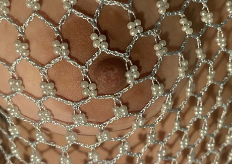 Nacktes geleaktes OnlyFans-Foto von Babyarpia