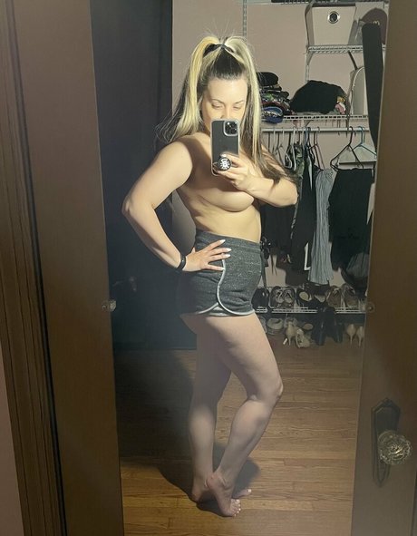 Nacktes geleaktes OnlyFans-Foto von Karby
