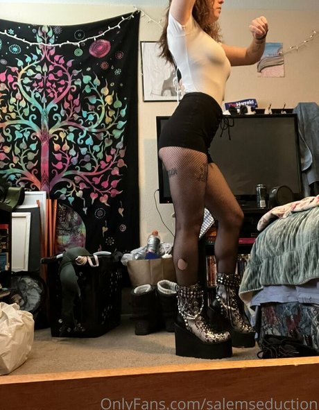 Nacktes geleaktes OnlyFans-Foto von Acaiadynna