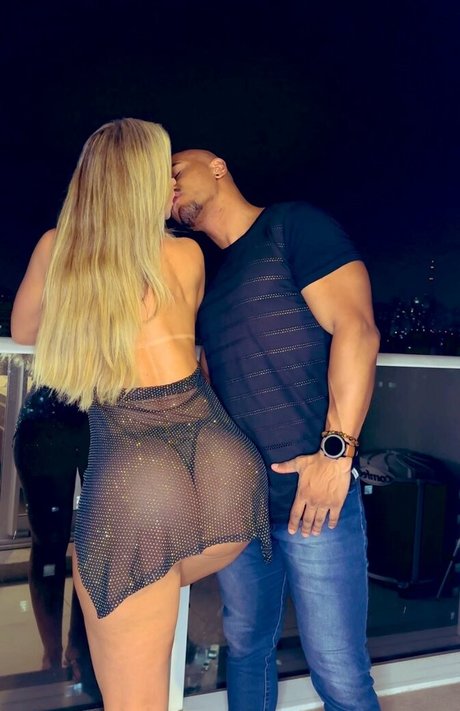 Nacktes geleaktes OnlyFans-Foto von Vivi Temptation