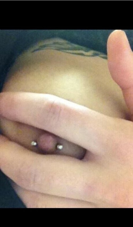 Nacktes geleaktes OnlyFans-Foto von Valerie C