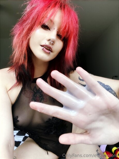 Nacktes geleaktes OnlyFans-Foto von Evelinelore