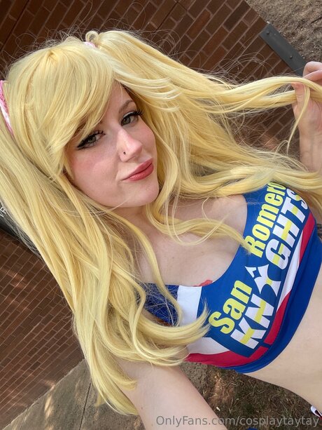 Nacktes geleaktes OnlyFans-Foto von Cosplaytaytay