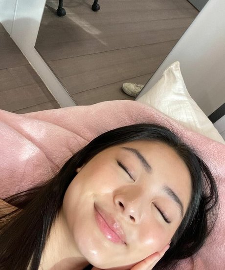 Nacktes geleaktes OnlyFans-Foto von Ashley Liao